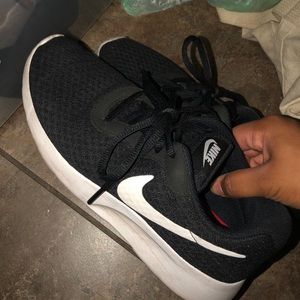 Black Nike